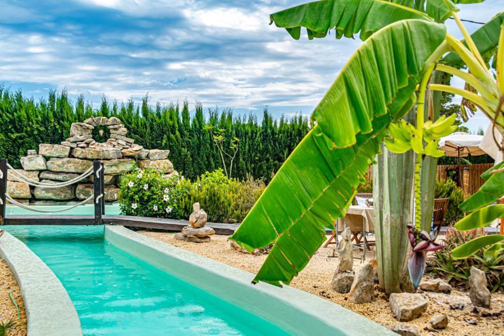 Boutique Hostal La Curandera De Salinas Sant Francesc de s'Estany Bagian luar foto