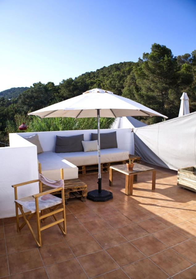 Boutique Hostal La Curandera De Salinas Sant Francesc de s'Estany Bagian luar foto