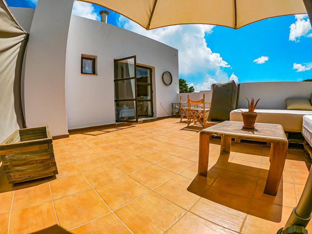 Boutique Hostal La Curandera De Salinas Sant Francesc de s'Estany Bagian luar foto