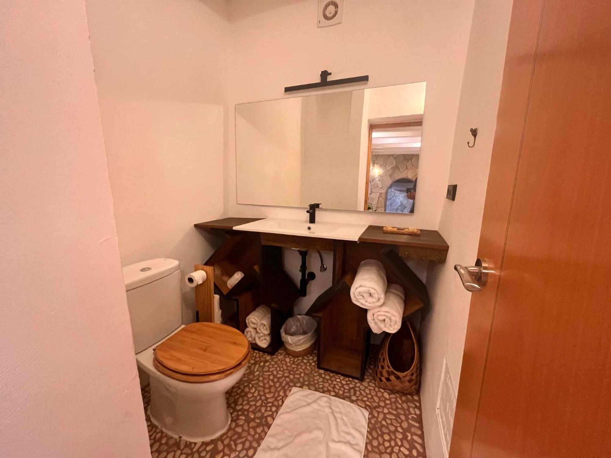 Boutique Hostal La Curandera De Salinas Sant Francesc de s'Estany Bagian luar foto
