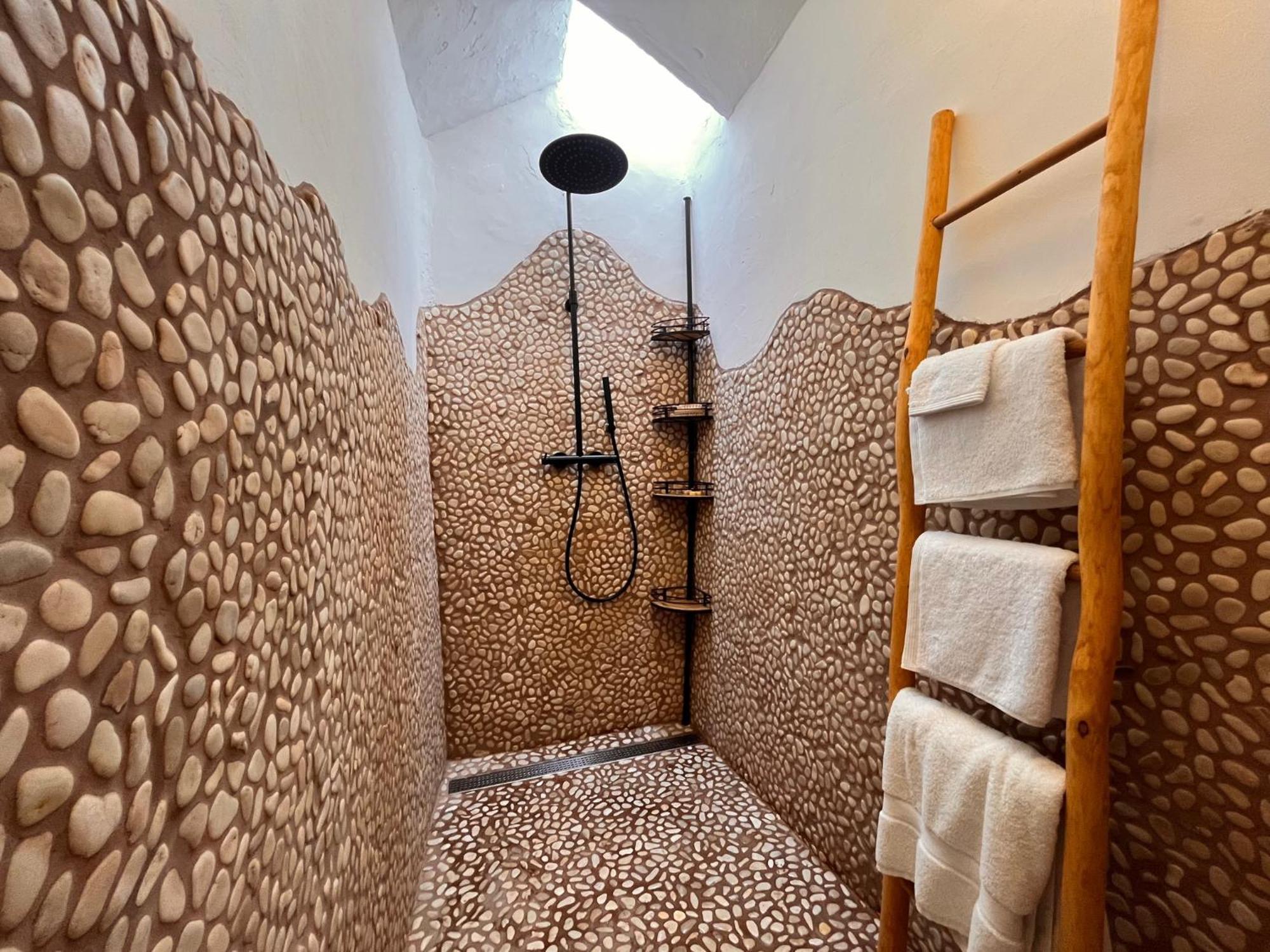 Boutique Hostal La Curandera De Salinas Sant Francesc de s'Estany Bagian luar foto
