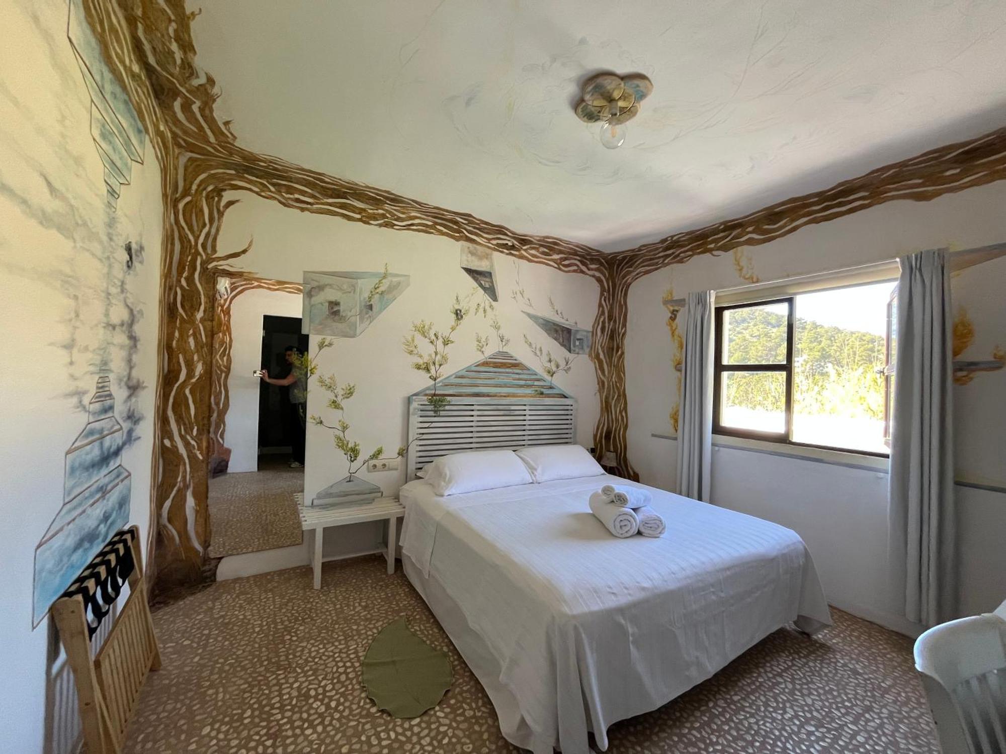 Boutique Hostal La Curandera De Salinas Sant Francesc de s'Estany Bagian luar foto