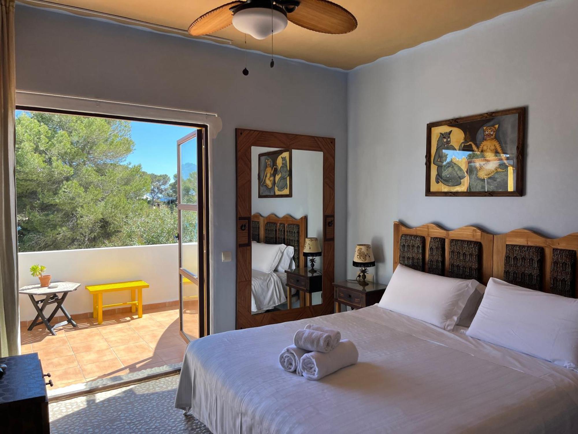 Boutique Hostal La Curandera De Salinas Sant Francesc de s'Estany Bagian luar foto
